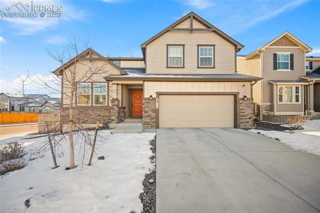 Homes for Sale in Colorado Springs, CO