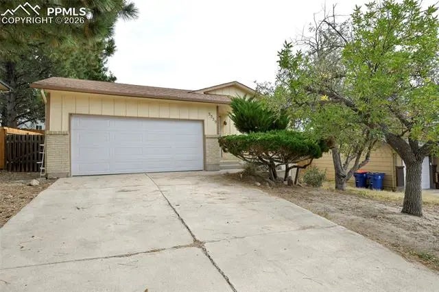 9689620, Residential, 5559 Descanso Circle, Colorado Springs, CO, Vista Grande, 80918