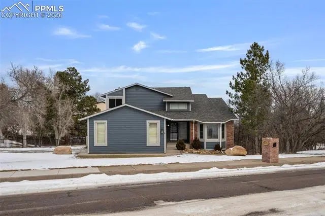 Homes for Sale in Colorado Springs, CO