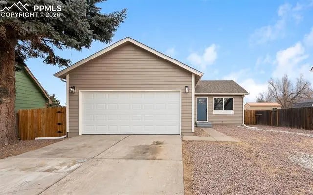Homes for Sale in Colorado Springs, CO