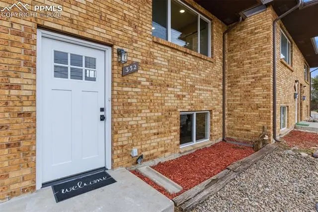 Homes for Sale in Colorado Springs, CO