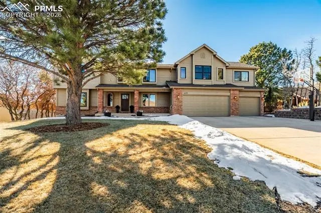 Homes for Sale in Colorado Springs, CO