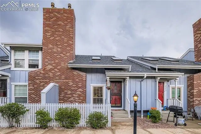 Homes for Sale in Colorado Springs, CO