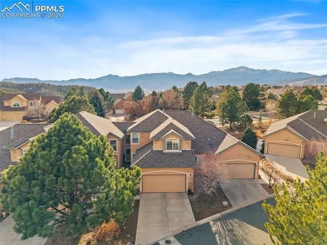 Residential Real Estate for Sale at 5623 Sonnet Ridge Point in the city of Colorado Springs by MLS #1987021