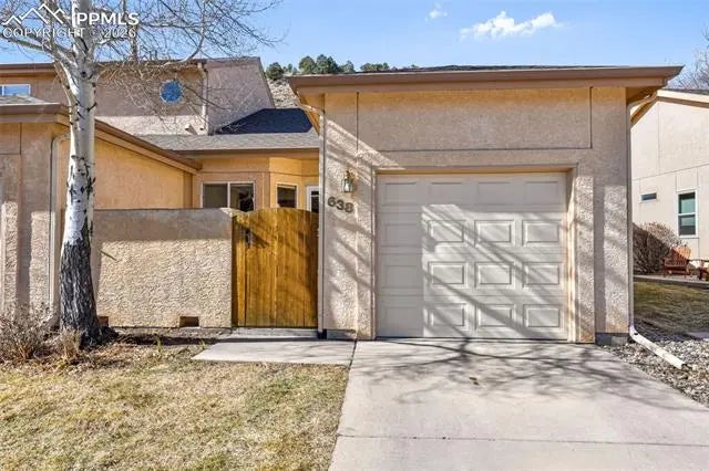 Homes for Sale in Colorado Springs, CO
