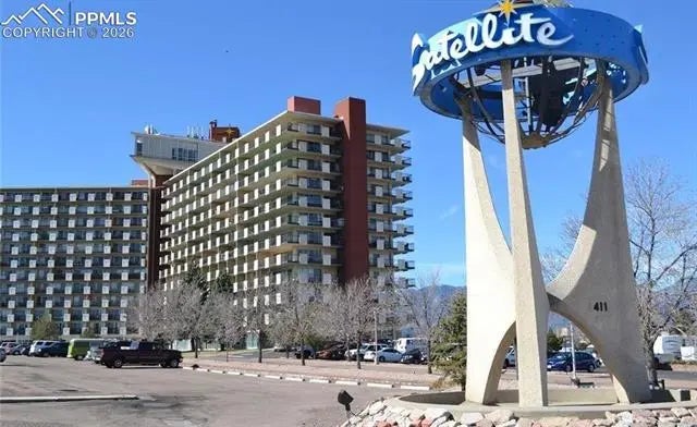 Homes for Sale in Colorado Springs, CO