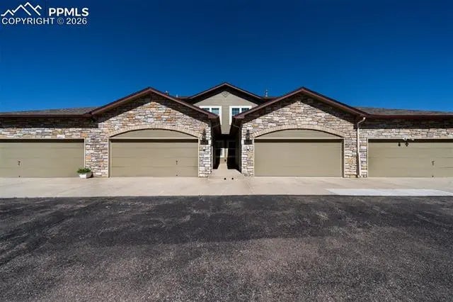 Homes for Sale in Colorado Springs, CO