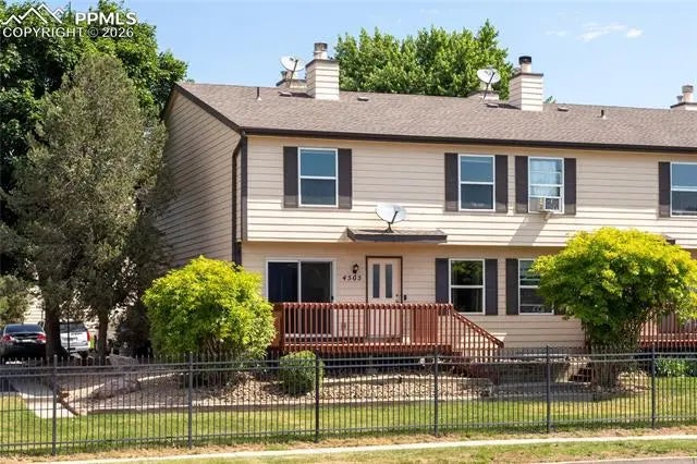 Homes for Sale in Colorado Springs, CO