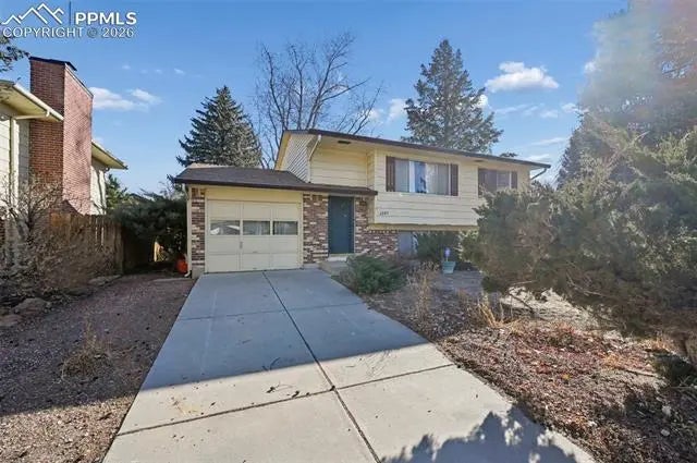 Homes for Sale in Colorado Springs, CO