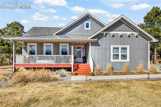 Homes for Sale in Colorado Springs, CO