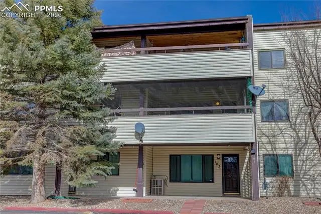 Homes for Sale in Colorado Springs, CO