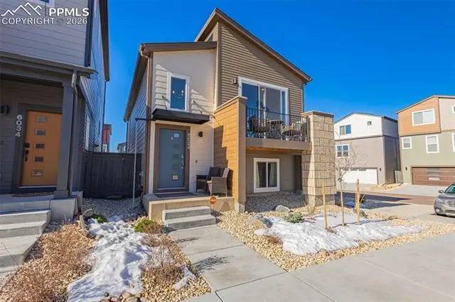 Homes for Sale in Colorado Springs, CO