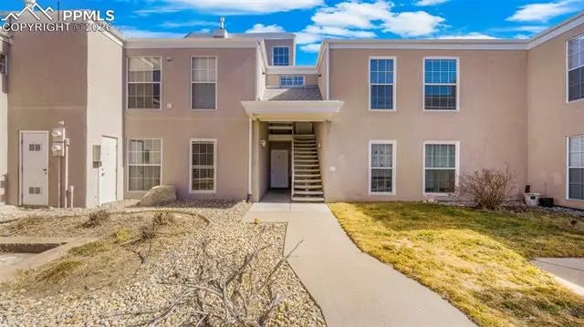 Homes for Sale in Colorado Springs, CO