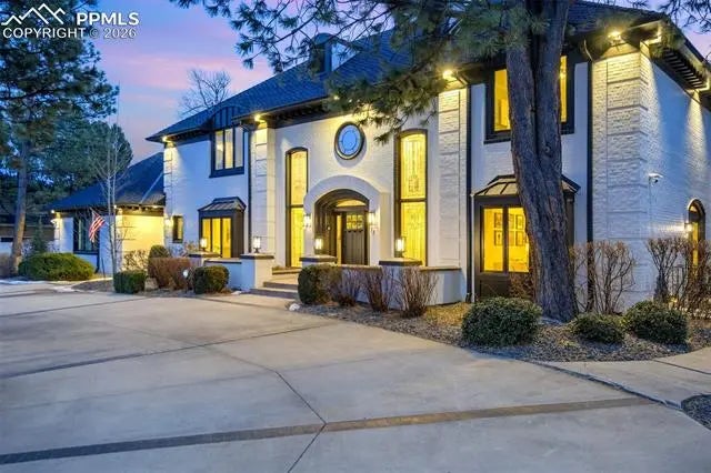 8533533, Residential, 17 Pourtales Road, Colorado Springs, CO, Count Pourtales Add Broadmoor, 80906