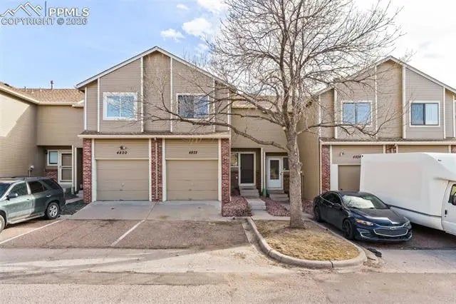 Homes for Sale in Colorado Springs, CO