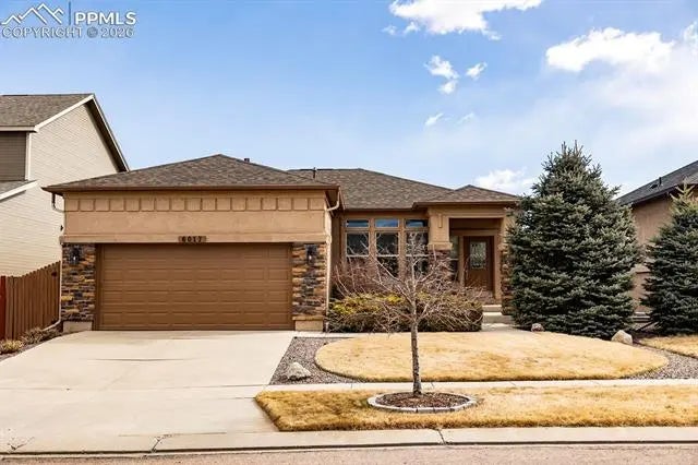 Homes for Sale in Colorado Springs, CO