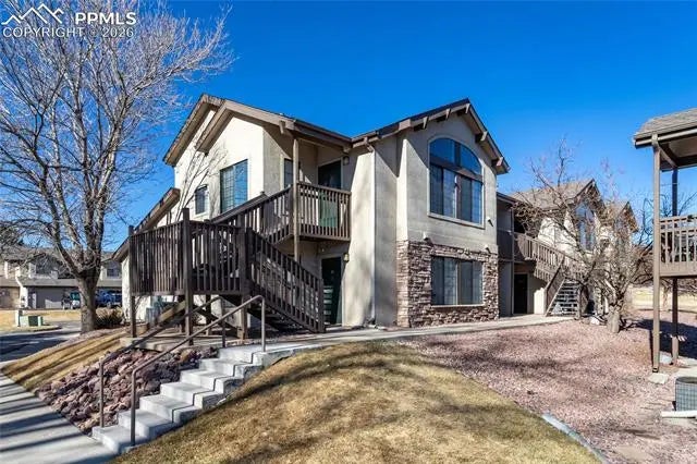 Homes for Sale in Colorado Springs, CO