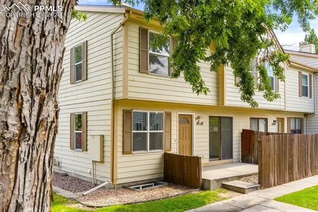 Homes for Sale in Colorado Springs, CO