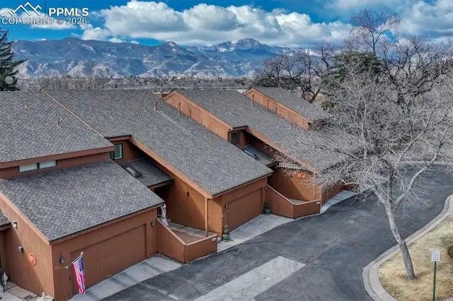 Homes for Sale in Colorado Springs, CO