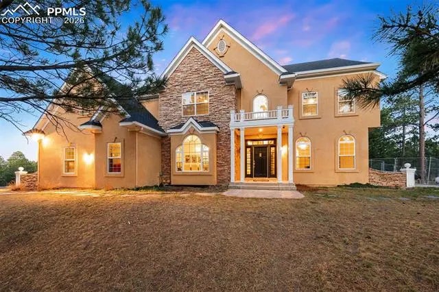 Homes for Sale in Colorado Springs, CO