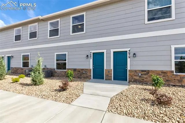Homes for Sale in Colorado Springs, CO