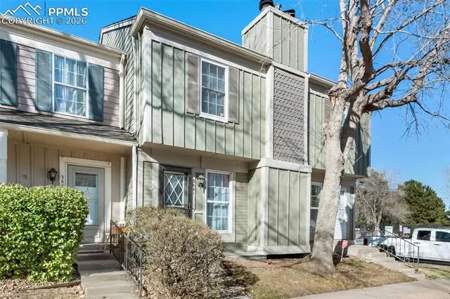 Homes for Sale in Colorado Springs, CO