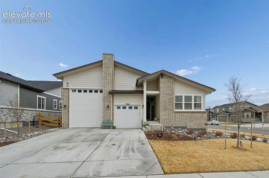 3964 Haleyville Court, Aurora