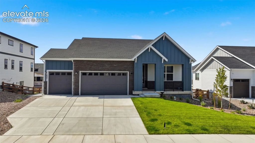 427 Clear Bell Lane, Monument