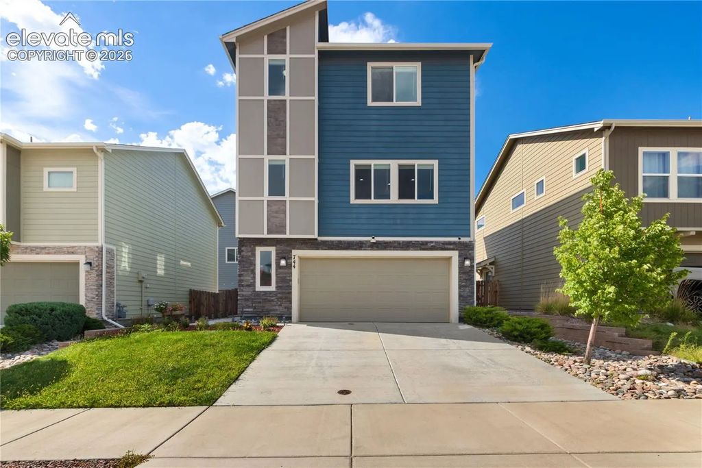 744 Endeavor Way, Colorado Springs