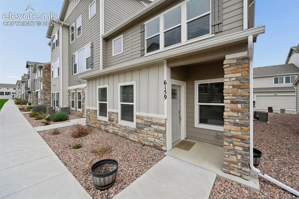 6159 Magma Heights, Colorado Springs