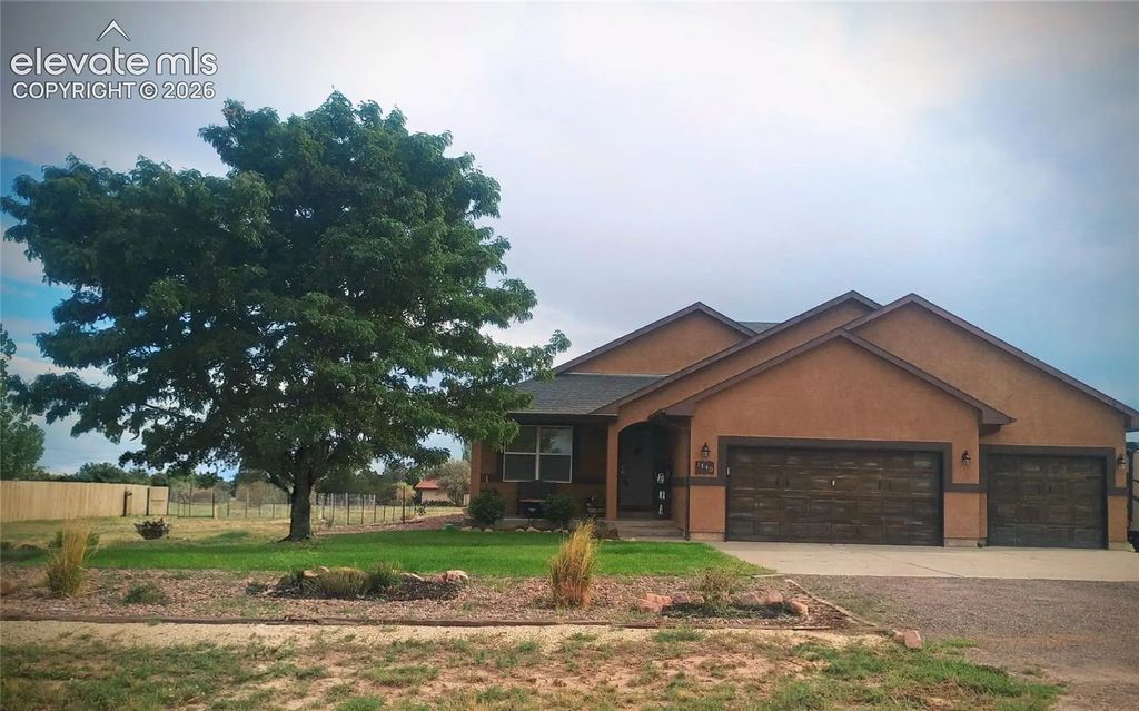 1140 W Shenandoah Drive, Pueblo