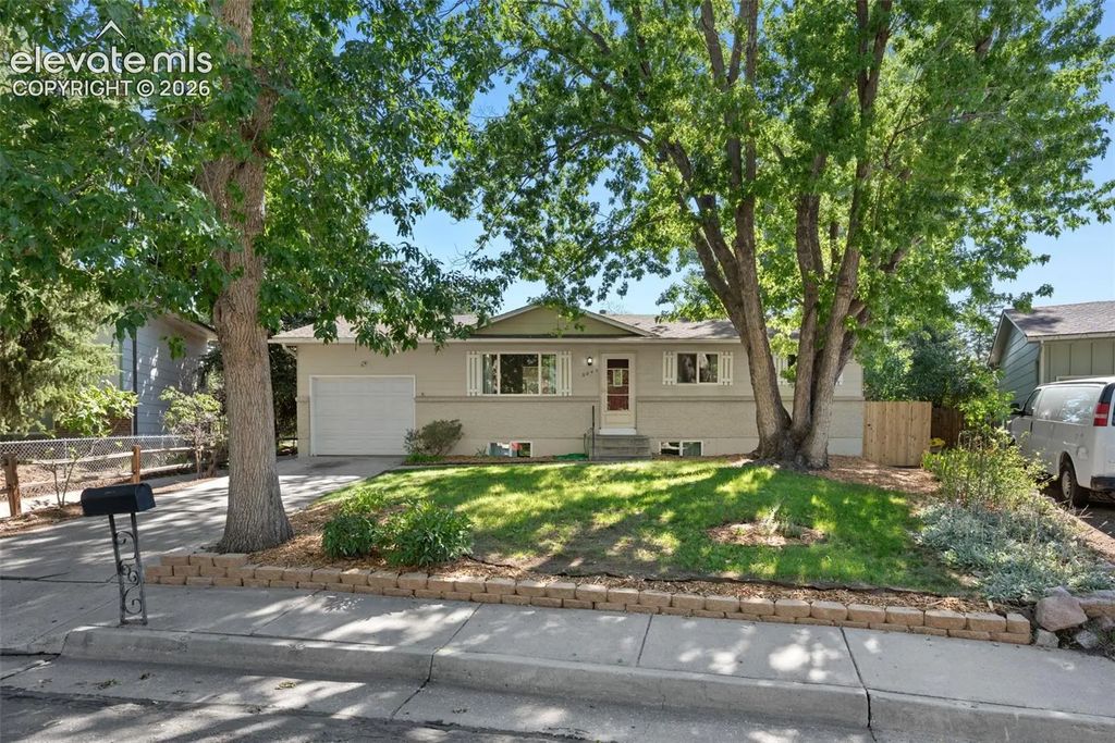 3842 Vaquero Circle, Colorado Springs