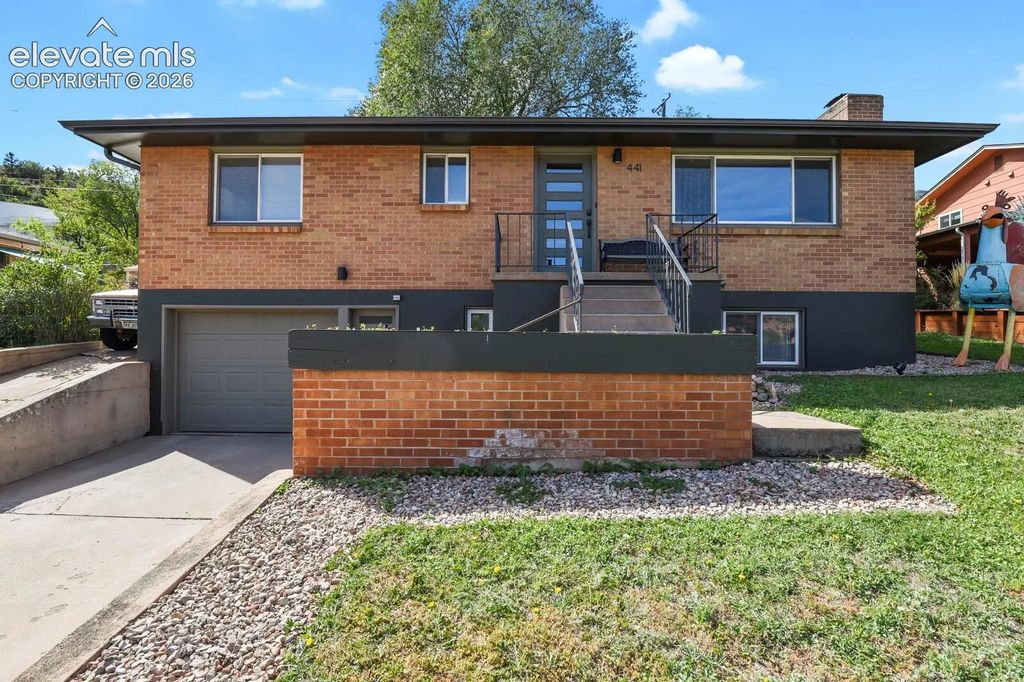 441 E Fountain Place, Manitou Springs