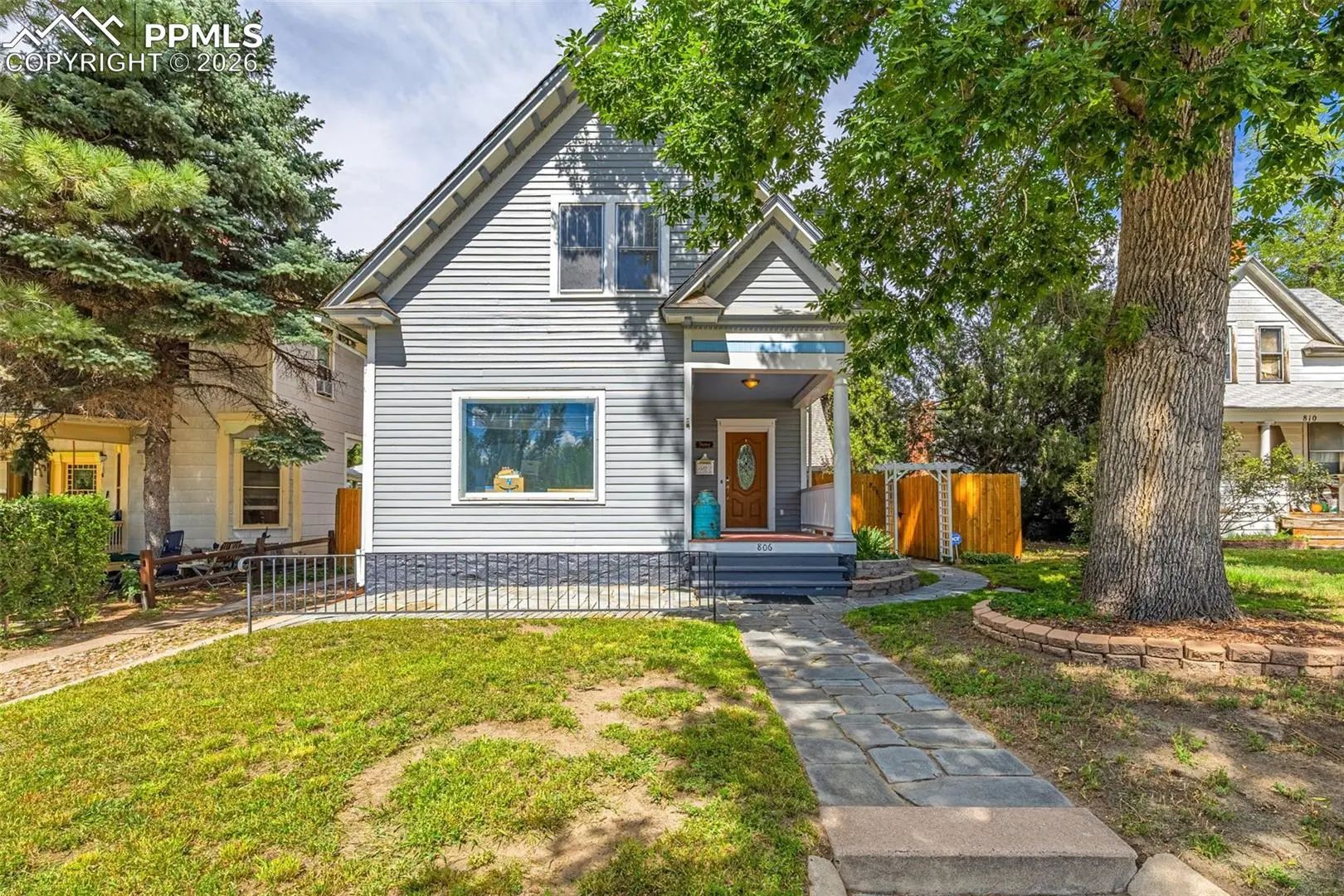 Residential Real Estate for Sale at 806 E Platte Avenue in the city of Colorado Springs by MLS #3312016