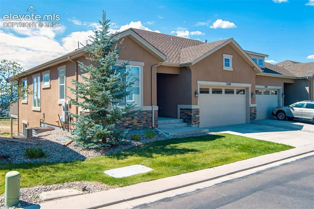1506 Promontory Bluff View, Colorado Springs