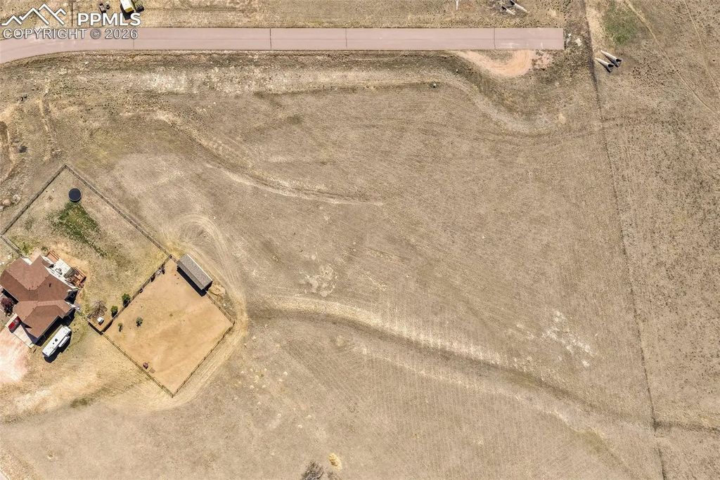 15530 Amo Road, Peyton