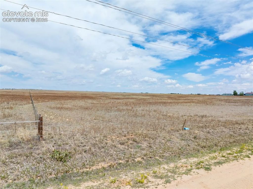 Big Springs Road, Yoder