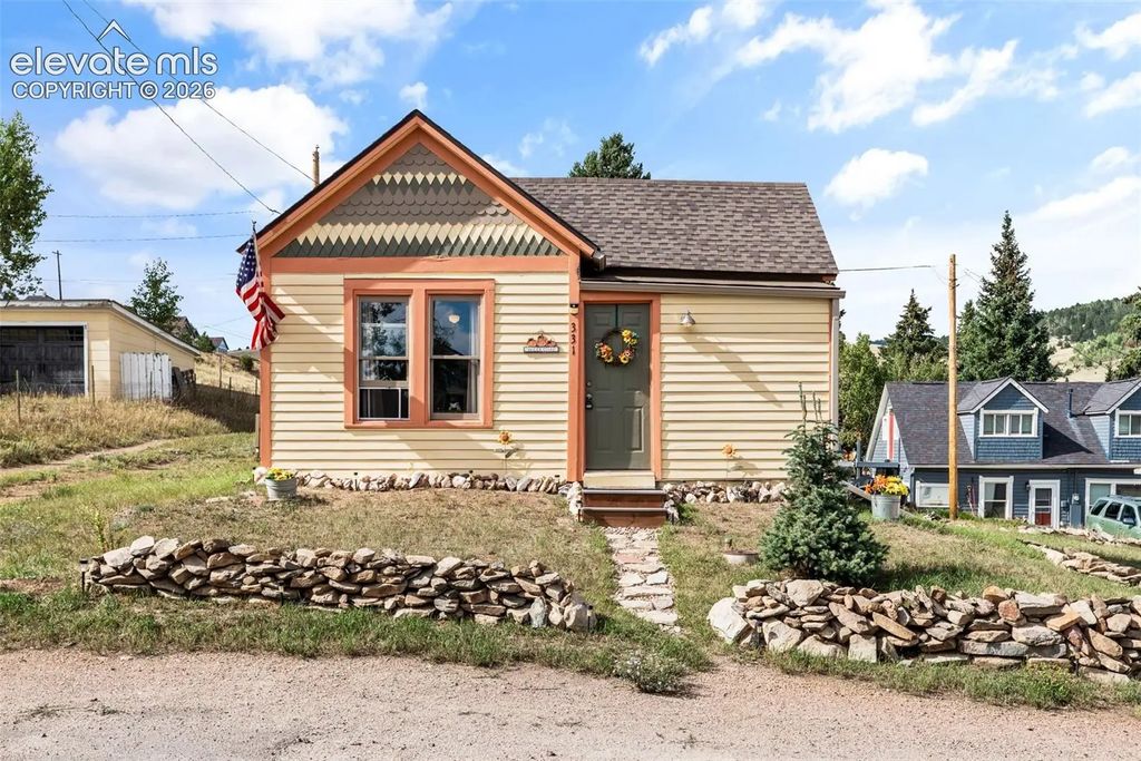 331 E Golden Avenue, Cripple Creek