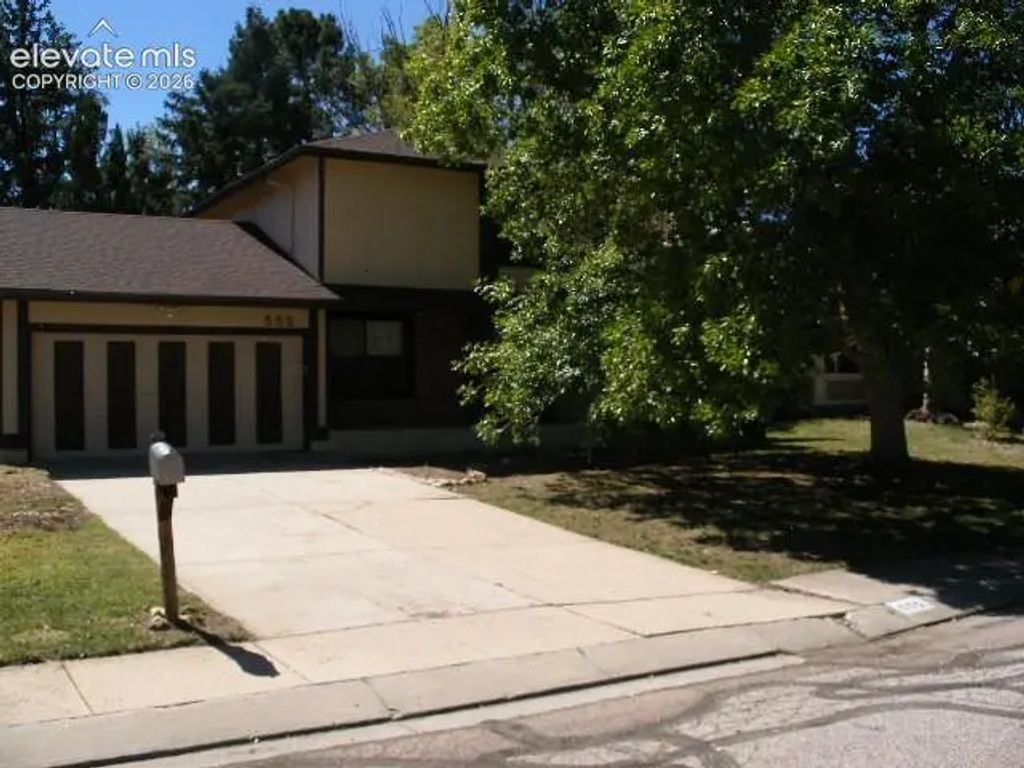 555 Gilcrest Road, Colorado Springs