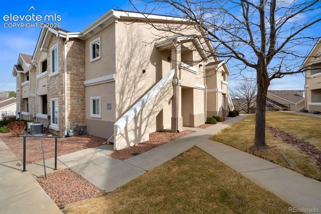 3875 Strawberry Field Grove E, Colorado Springs