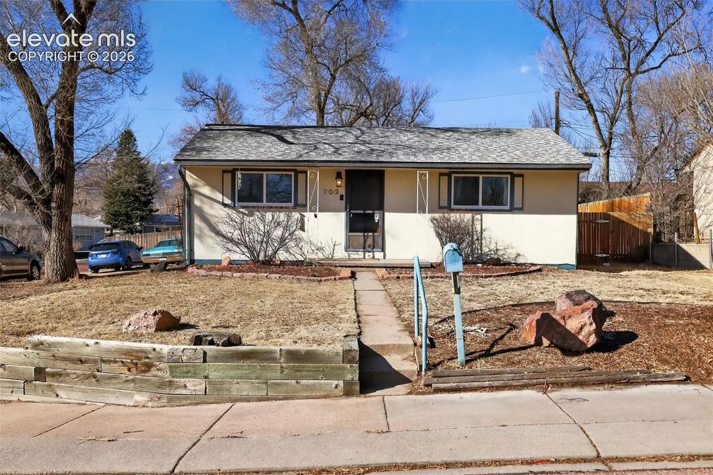 702 Erie Road, Colorado Springs
