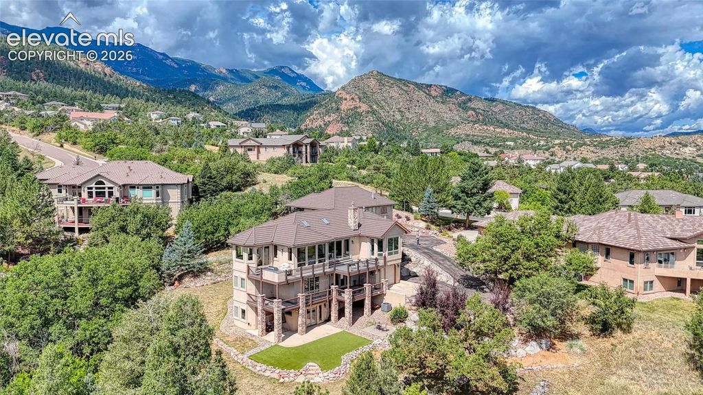 585 Vista Grande Drive, Colorado Springs