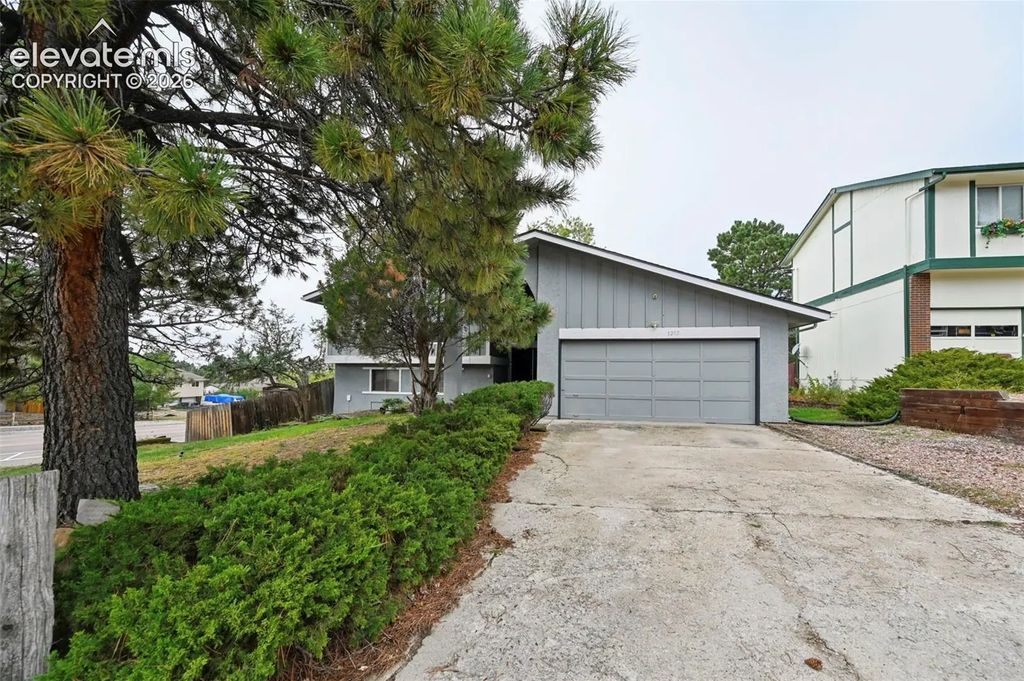 3202 Bell Mountain Drive, Colorado Springs