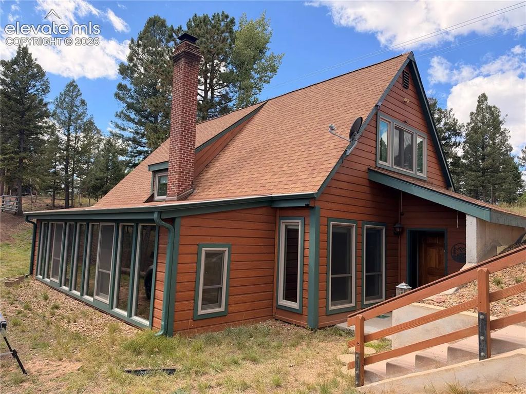 36 Summit Lake Drive, Divide