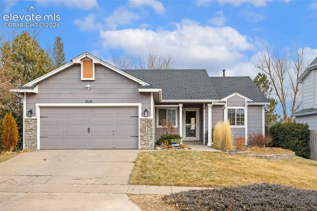 7010 Blazing Trail Drive, Colorado Springs