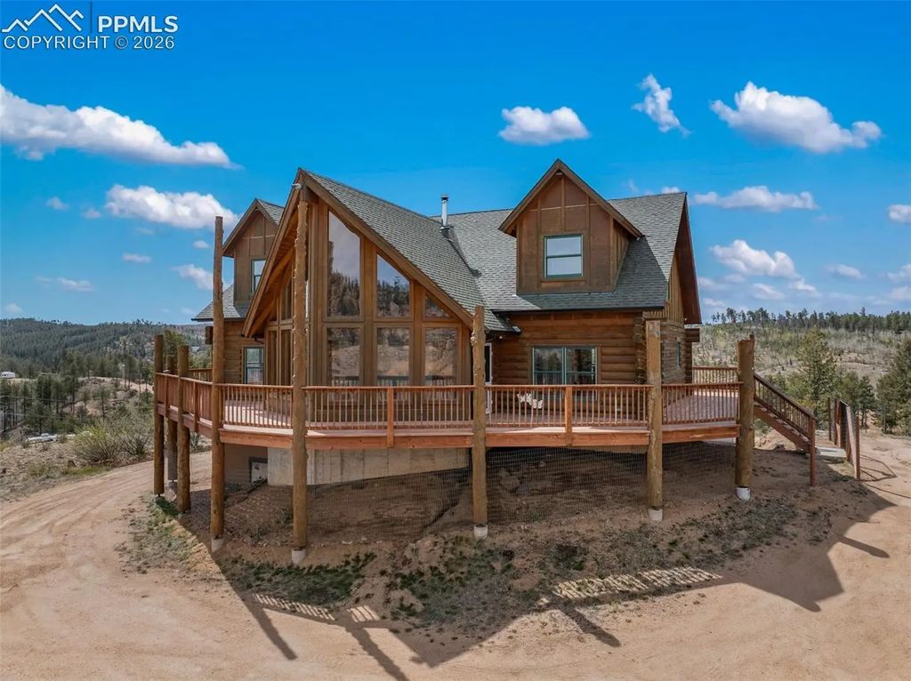 392 Brooks Lane, Woodland Park