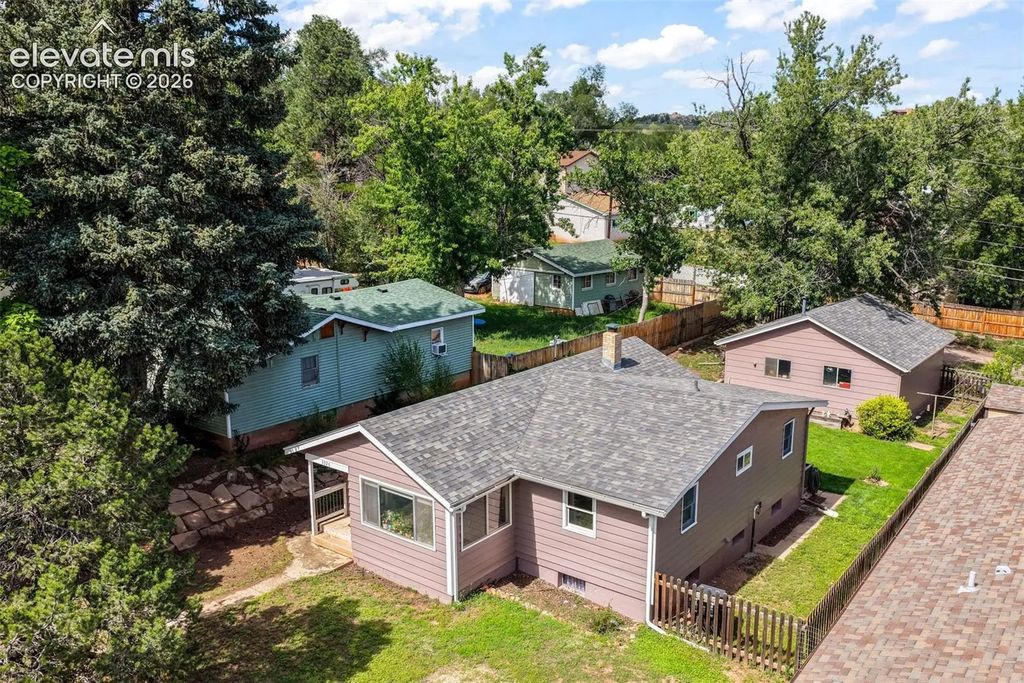 3326 W Kiowa Street, Colorado Springs