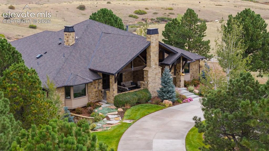 5090 Horseshoe Trail, Sedalia