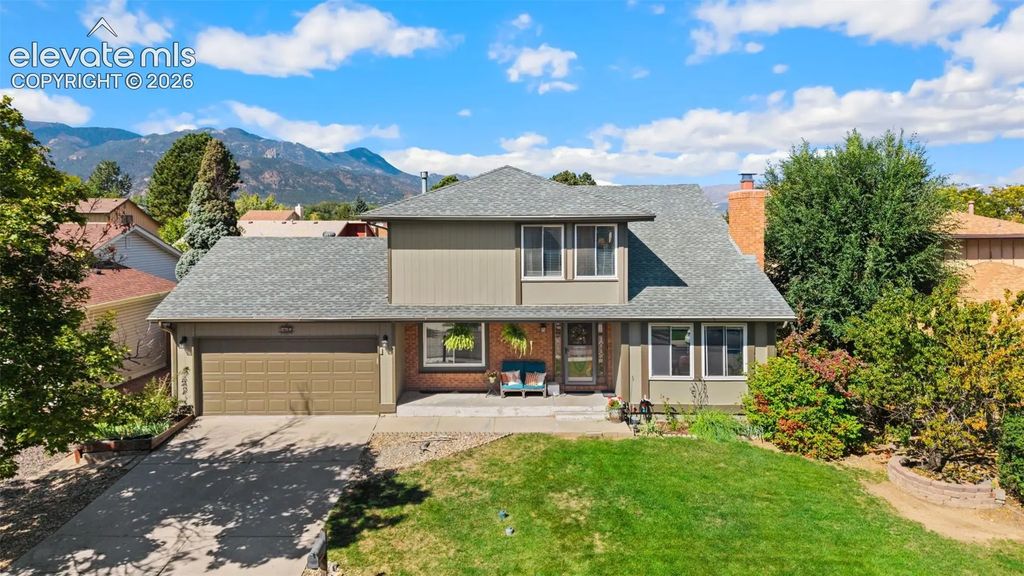 460 Red Cliff Terrace, Colorado Springs