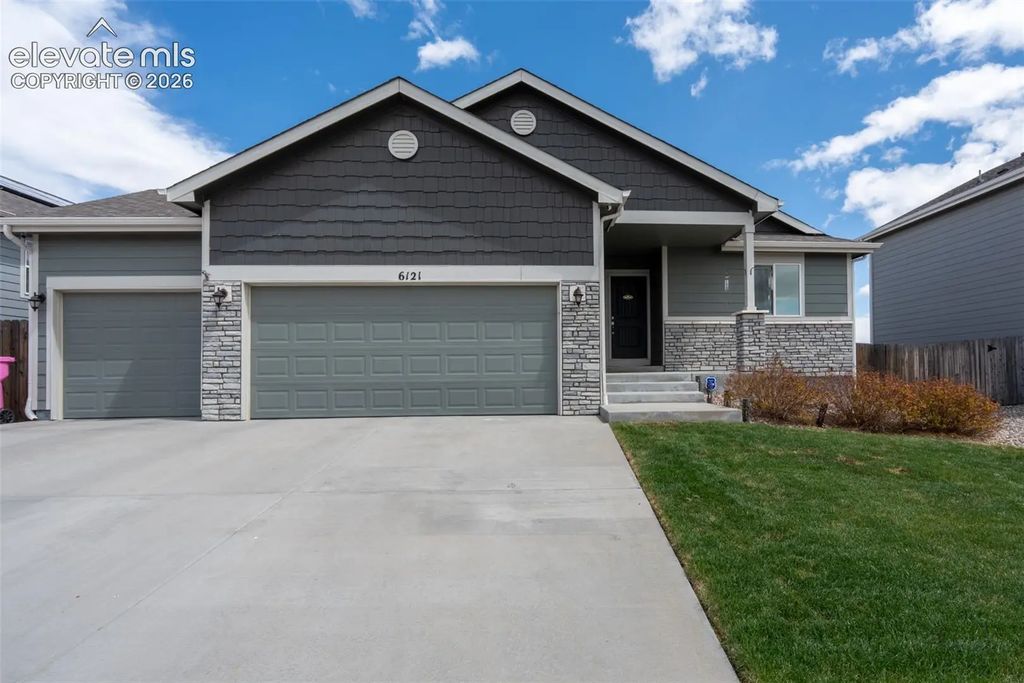 6121 Anders Ridge Lane, Colorado Springs